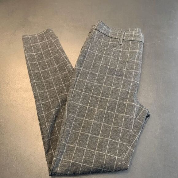 LOFT Women's Plaid Mid-Rise Flat Front Skinny Ankle Pants Gray White Size 4 - Picture 1 of 8